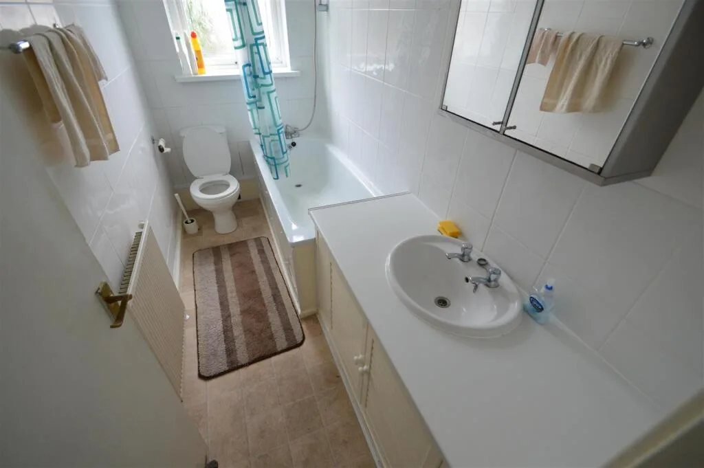 4 bedroom terraced house for rent