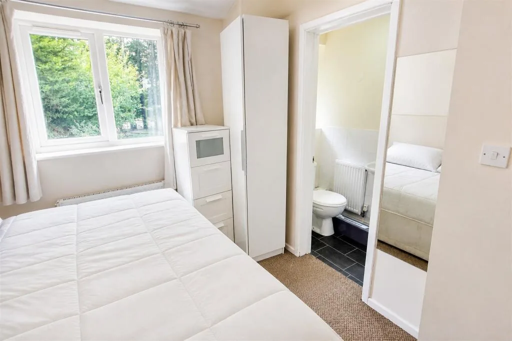 7 bedroom house for rent