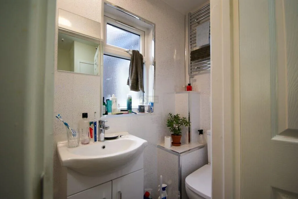 9 bedroom terraced house for rent