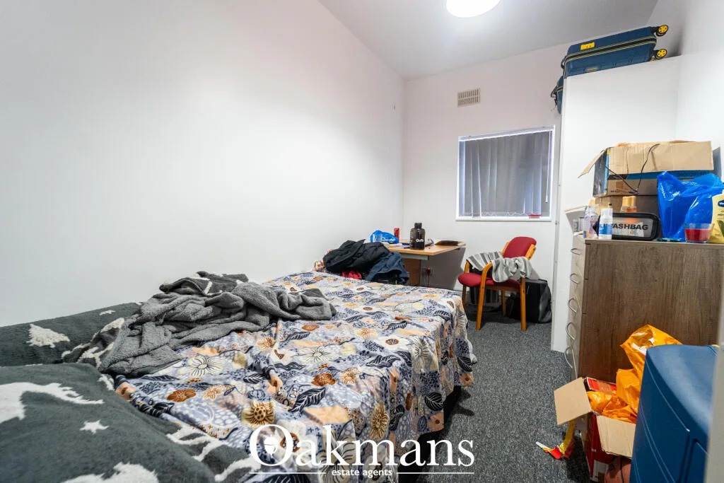6 bedroom house for rent
