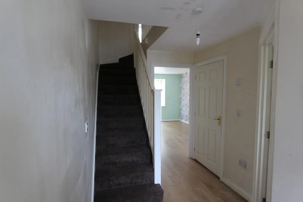 3 bedroom semi-detached house for rent