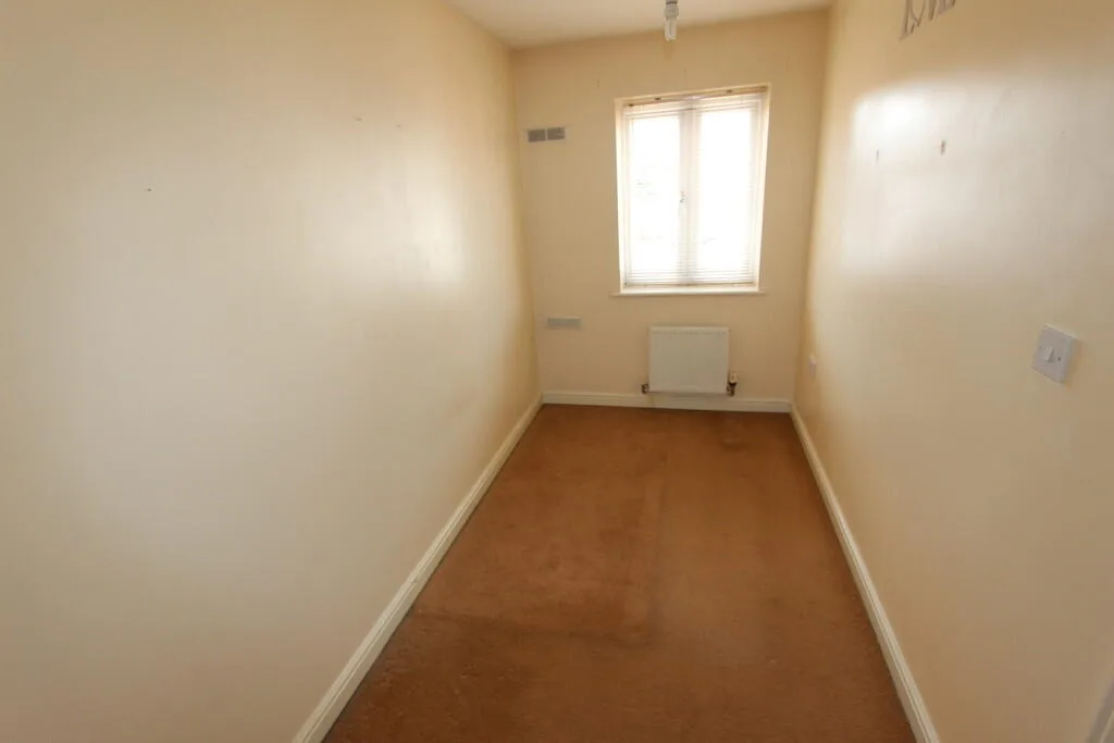 3 bedroom semi-detached house for rent