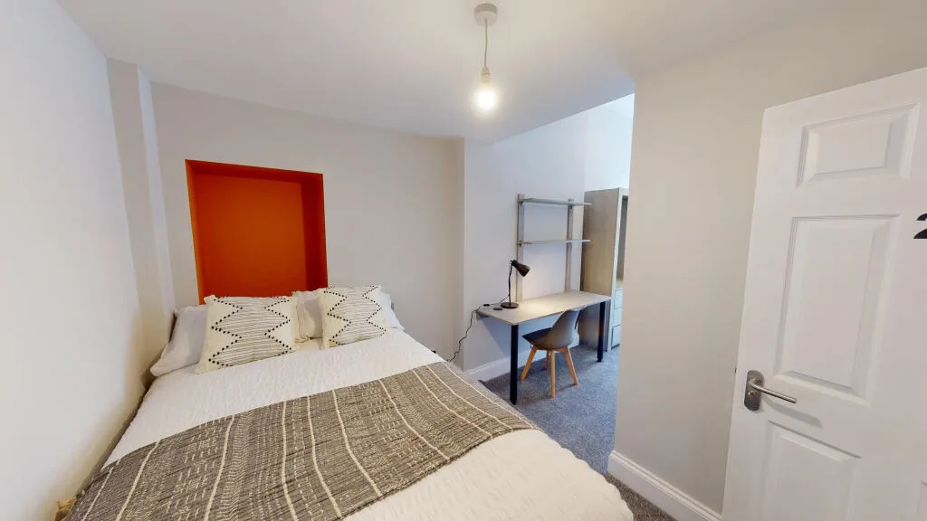 4 bedroom flat for rent