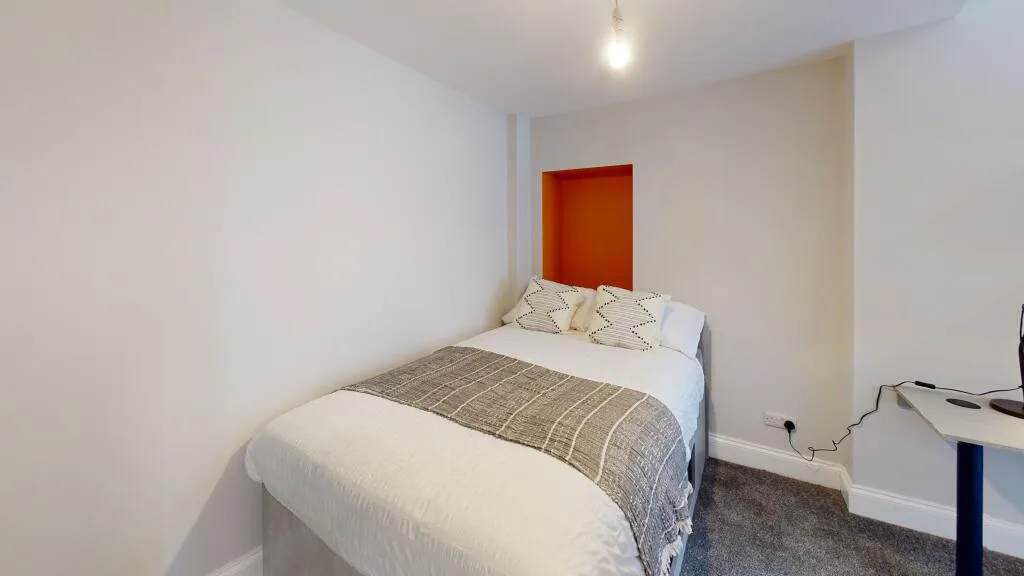 4 bedroom flat for rent