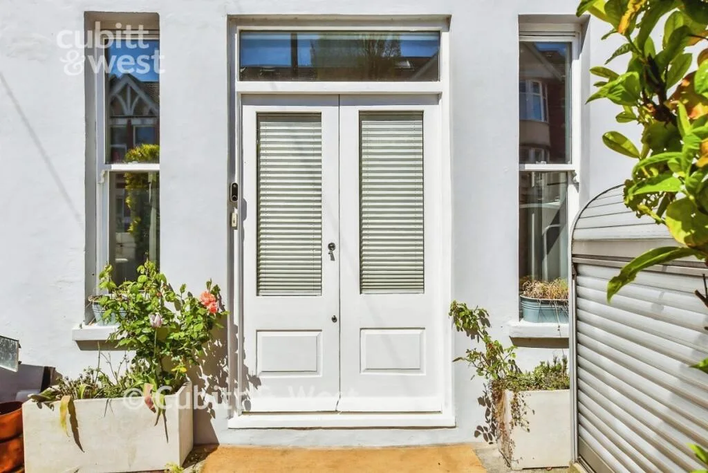 3 bedroom detached house for rent