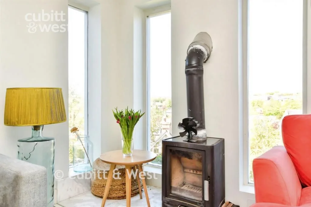 3 bedroom detached house for rent