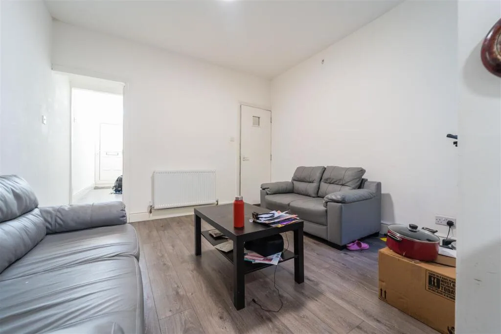 4 bedroom house for rent