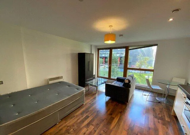 Studio apartment for rent