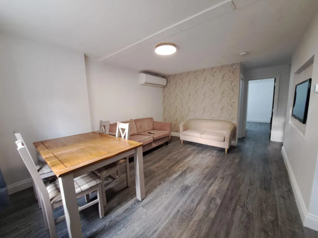 2 bedroom flat for rent