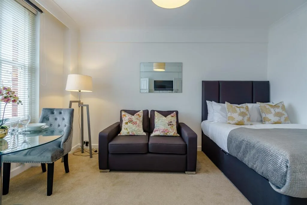 Studio flat for rent