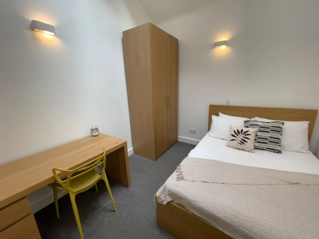 4 bedroom terraced house for rent