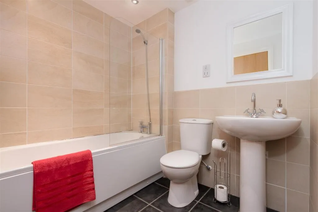 3 bedroom apartment for rent