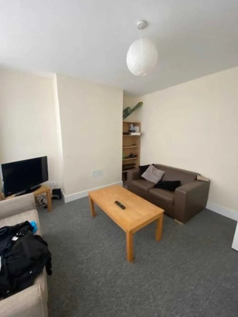 4 bedroom house for rent