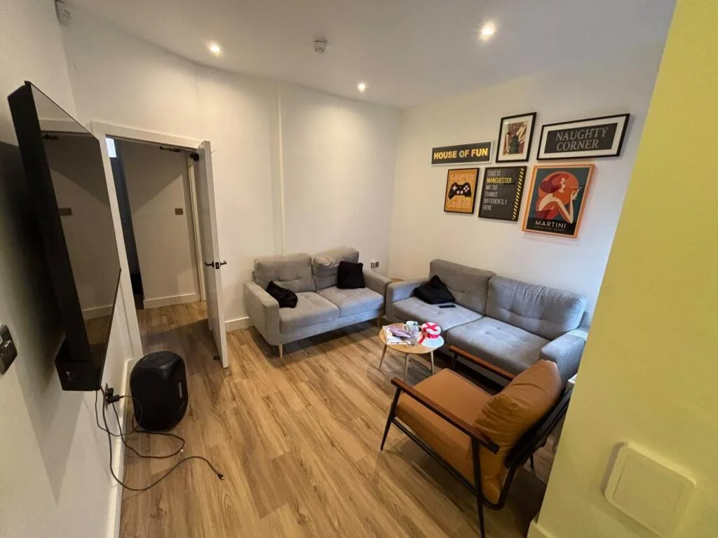 6 bedroom terraced house for rent