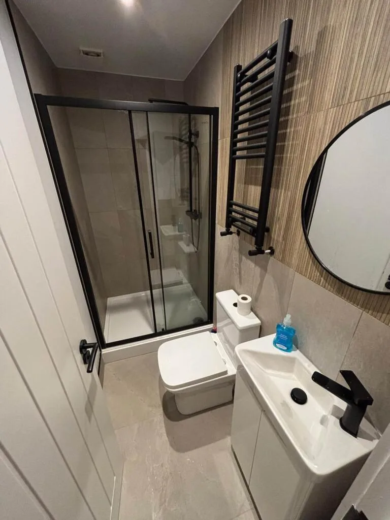 6 bedroom terraced house for rent