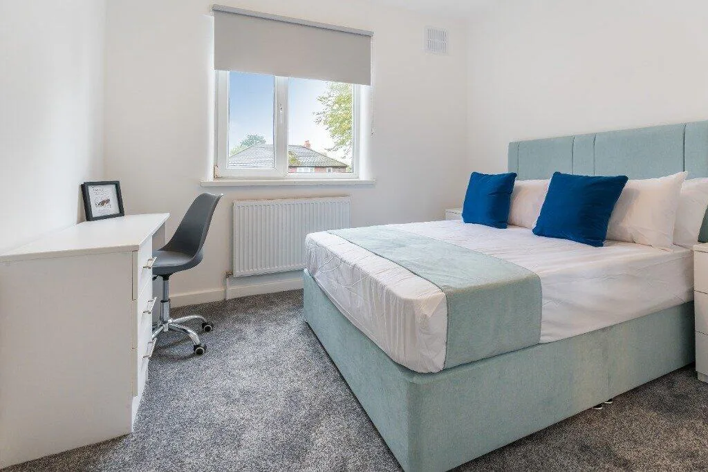 5 bedroom terraced house for rent