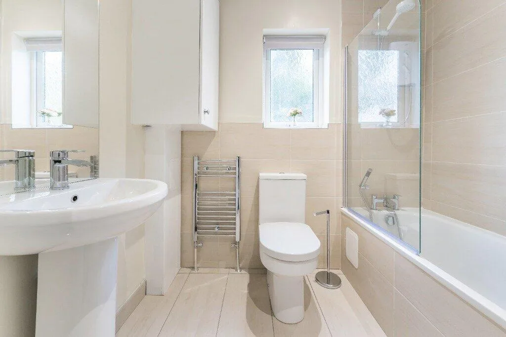 5 bedroom terraced house for rent