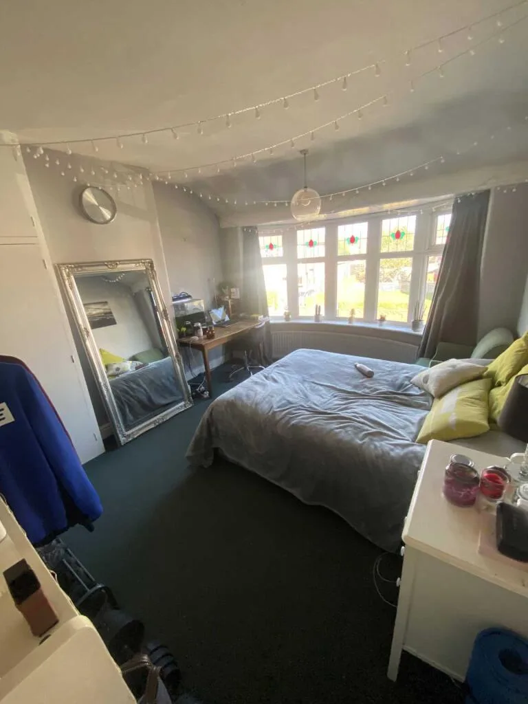 3 bedroom semi-detached house for rent