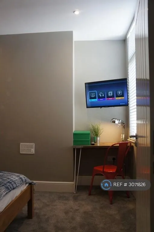 4 bedroom terraced house for rent