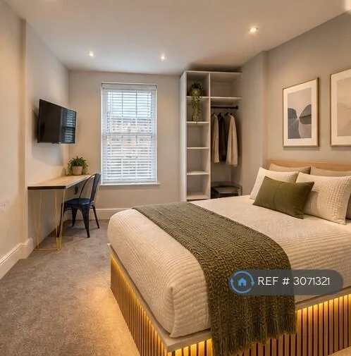 6 bedroom terraced house for rent