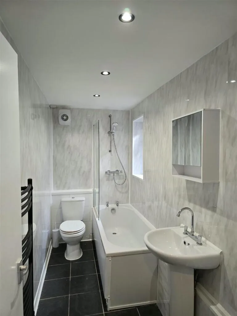 2 bedroom terraced house for rent