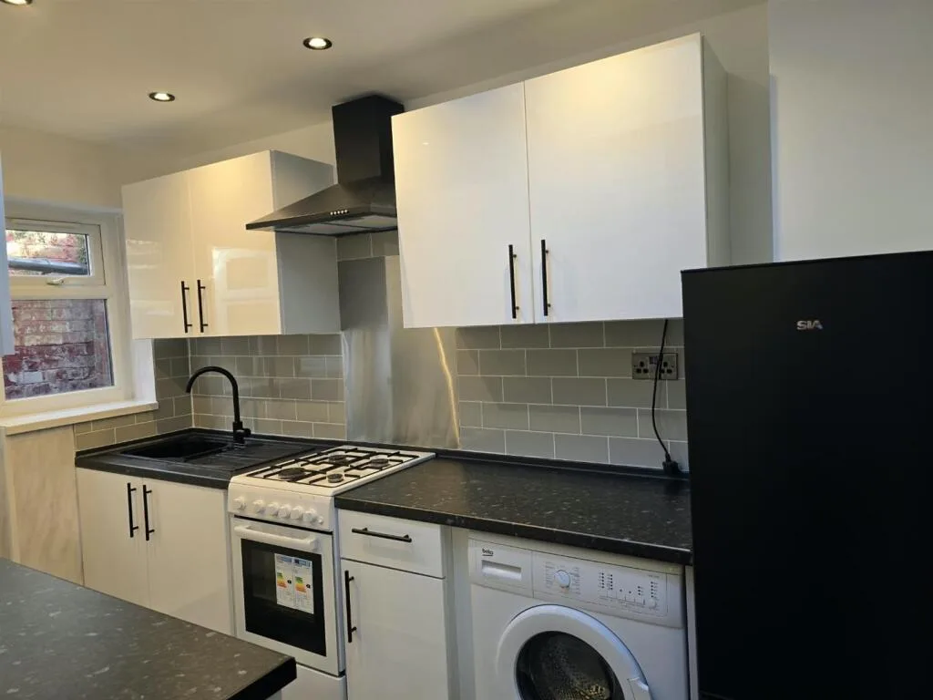 2 bedroom terraced house for rent