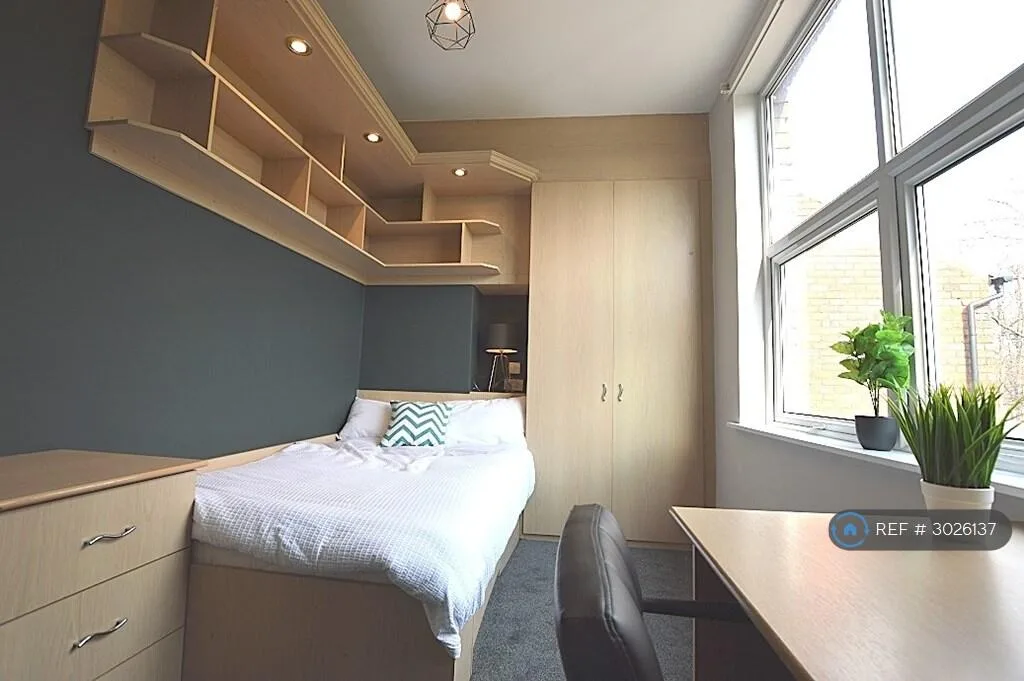 3 bedroom flat for rent
