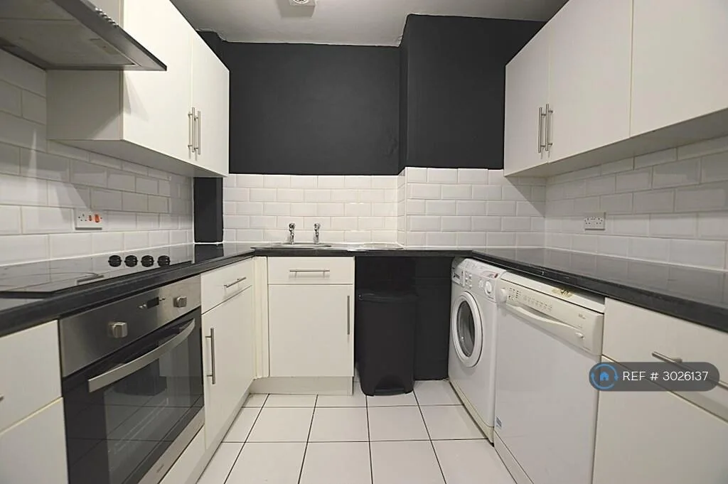 3 bedroom flat for rent