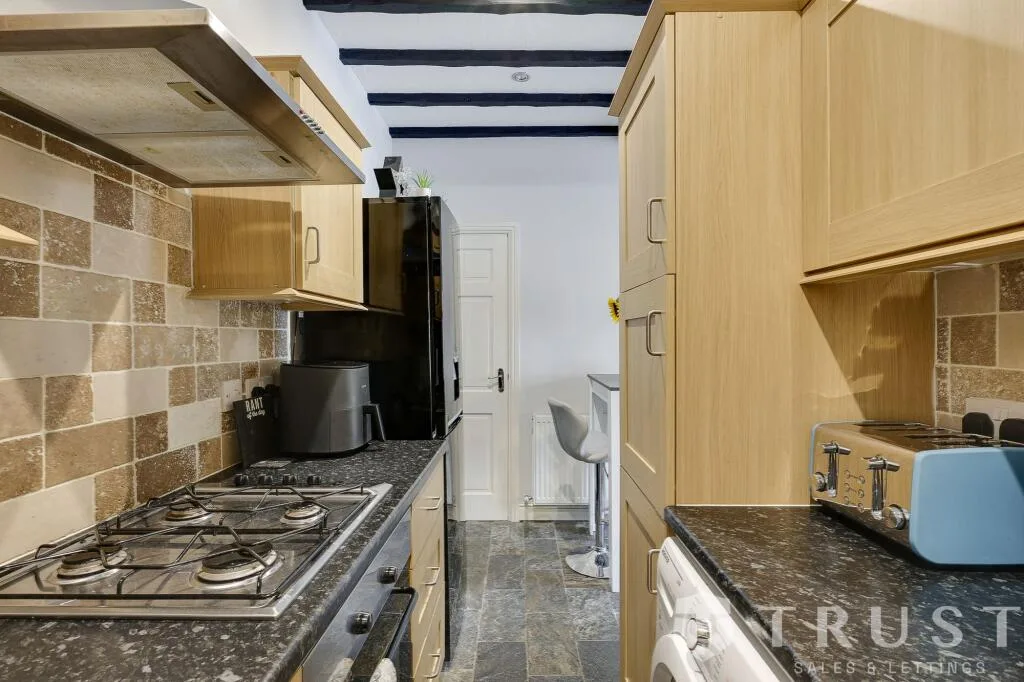 2 bedroom terraced house for rent