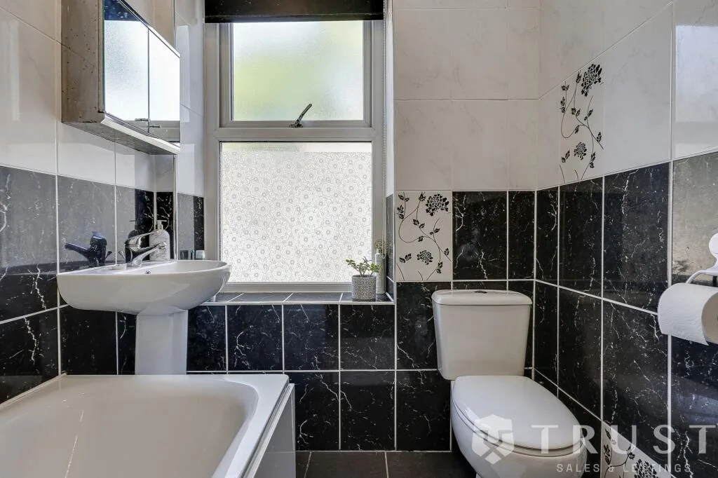 2 bedroom terraced house for rent