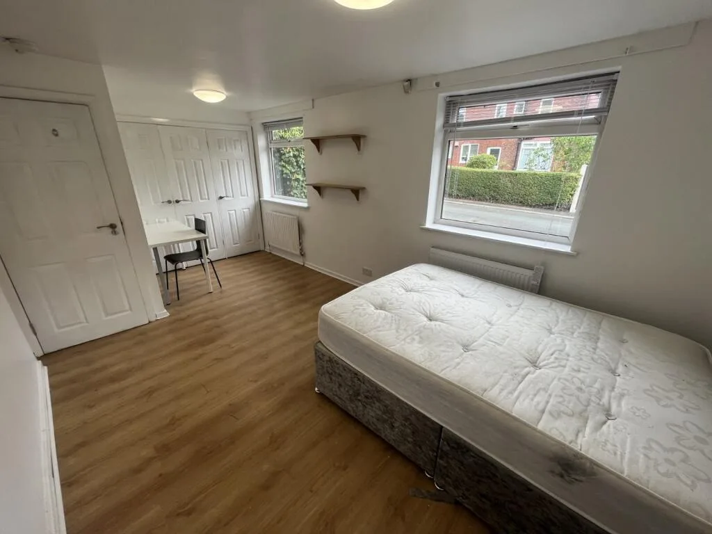 4 bedroom terraced house for rent