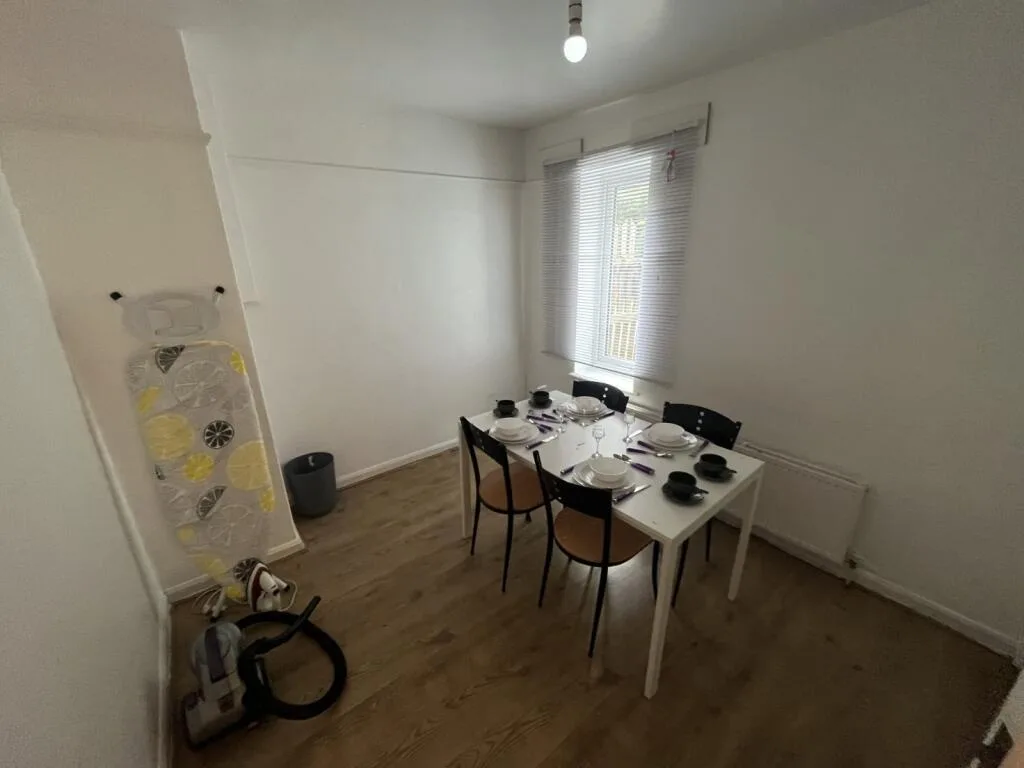 4 bedroom terraced house for rent