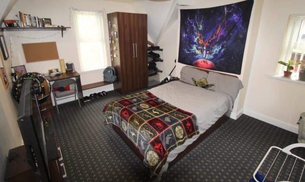 10 bedroom house for rent