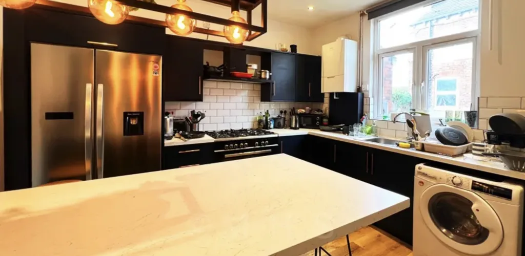 6 bedroom terraced house for rent