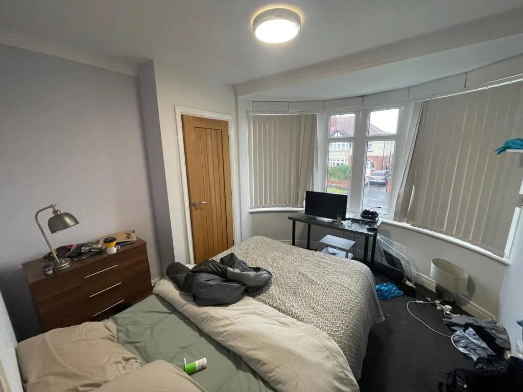 7 bedroom semi-detached house for rent