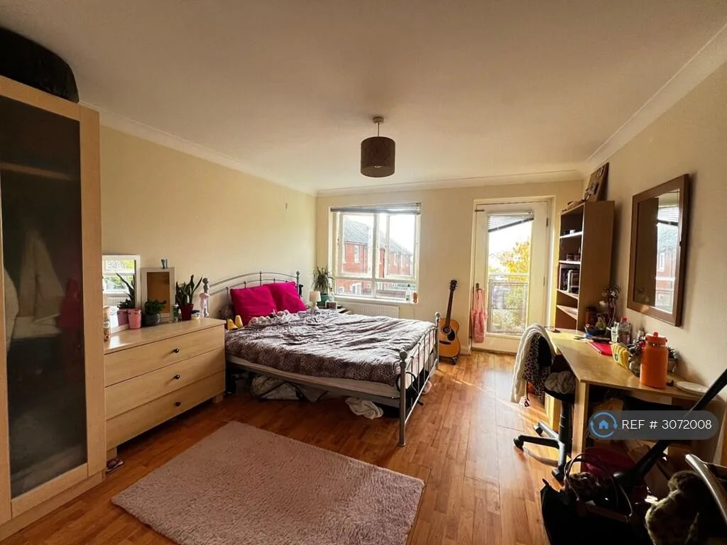 4 bedroom terraced house for rent
