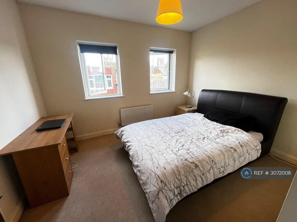 4 bedroom terraced house for rent