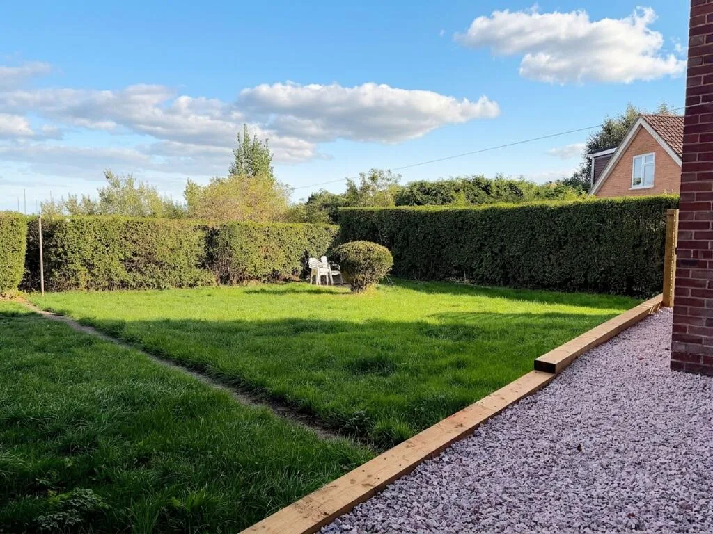 6 bedroom detached house for rent