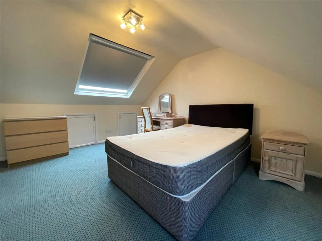 4 bedroom terraced house for rent