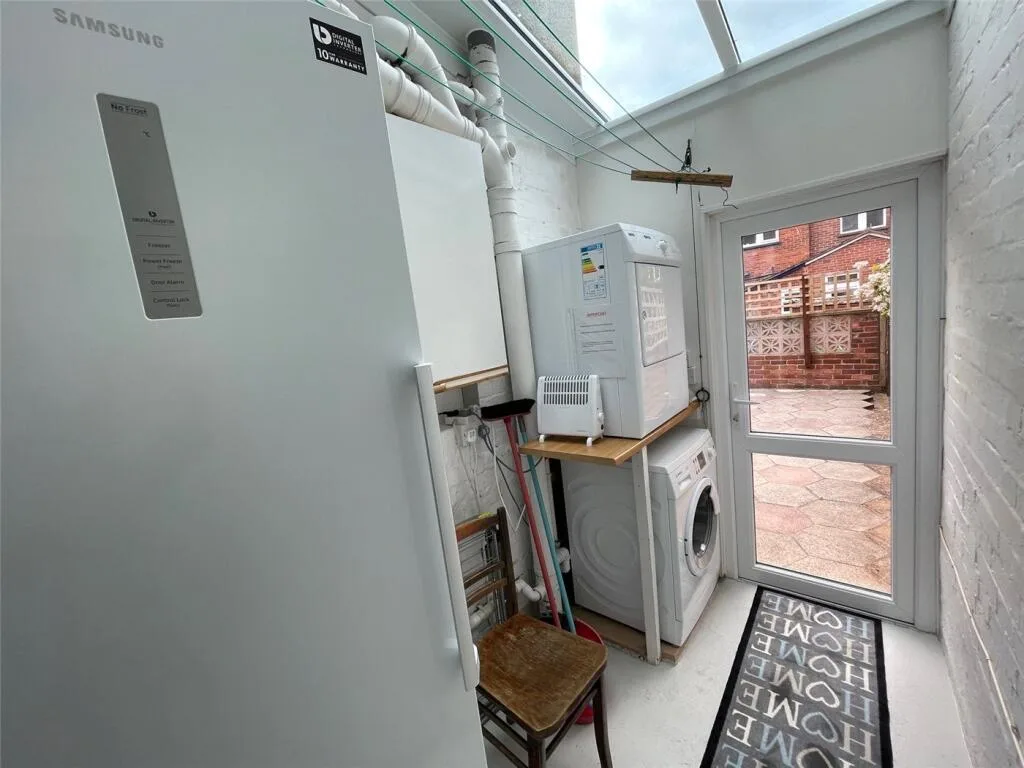 4 bedroom terraced house for rent