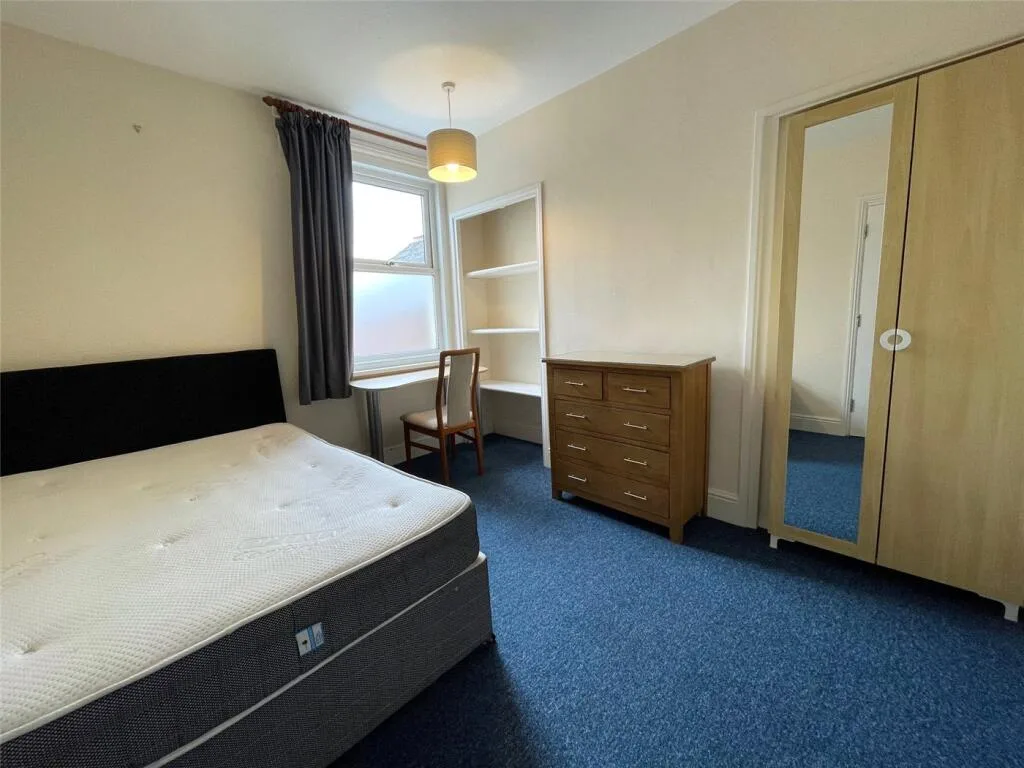 4 bedroom terraced house for rent