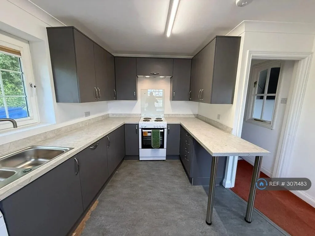 4 bedroom detached house for rent