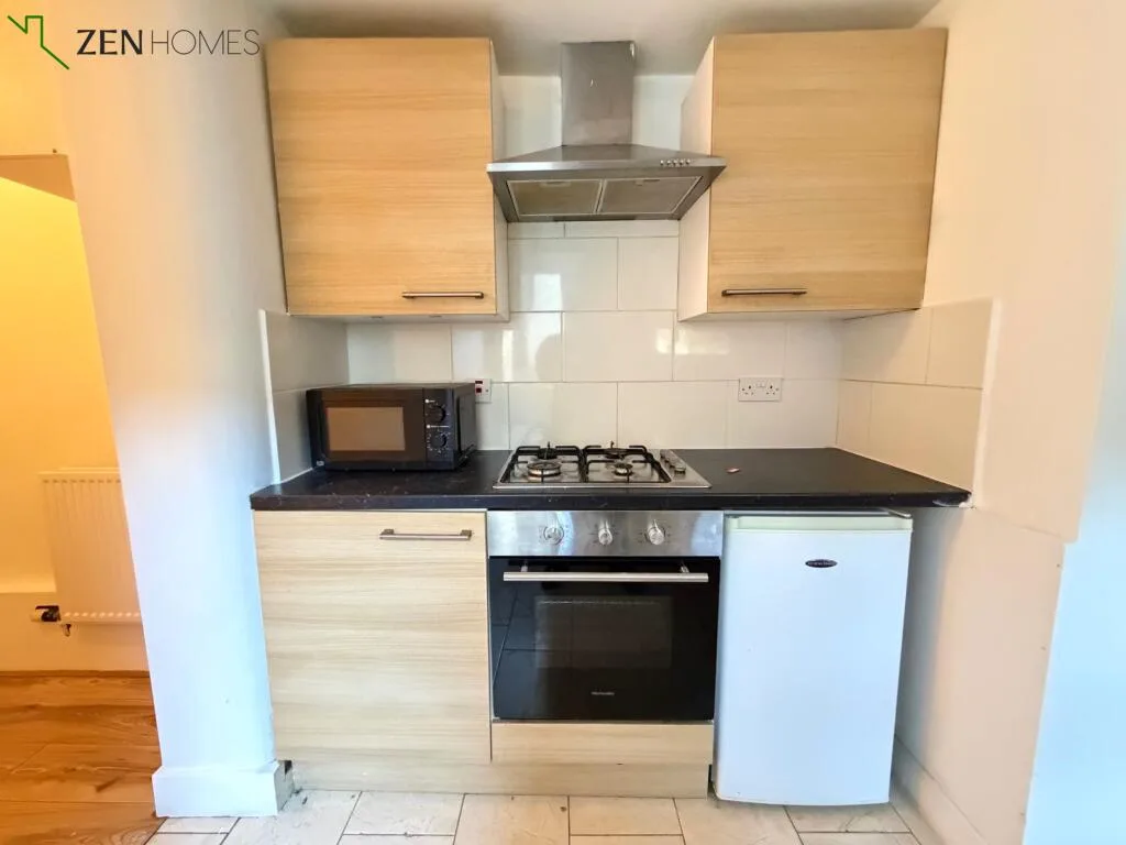 1 bedroom end of terrace house for rent