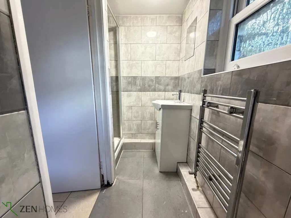 1 bedroom end of terrace house for rent