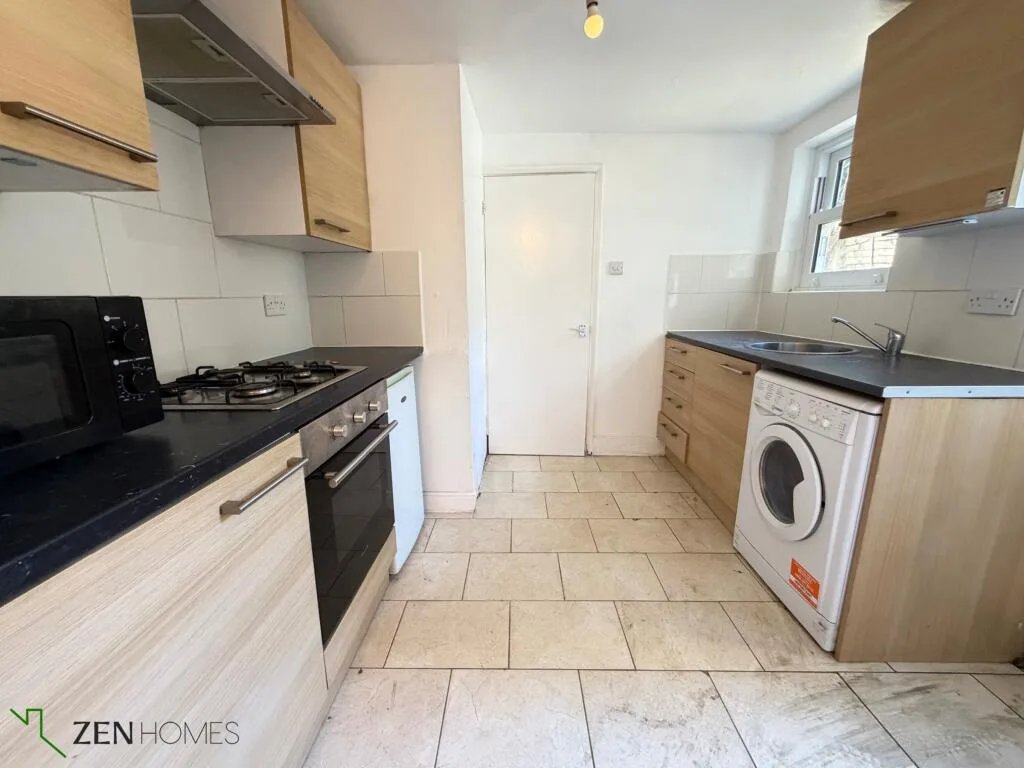 1 bedroom end of terrace house for rent