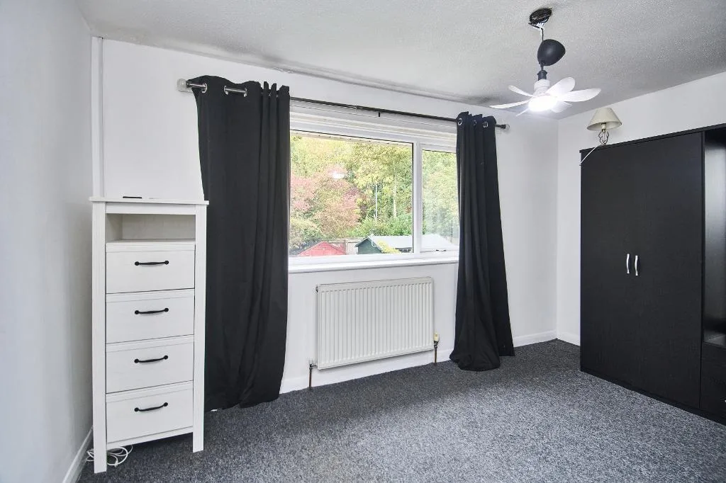 2 bedroom semi-detached house for rent