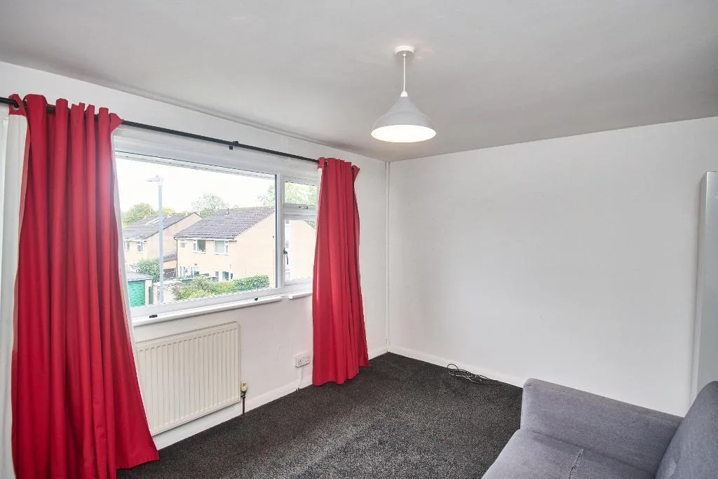 2 bedroom semi-detached house for rent