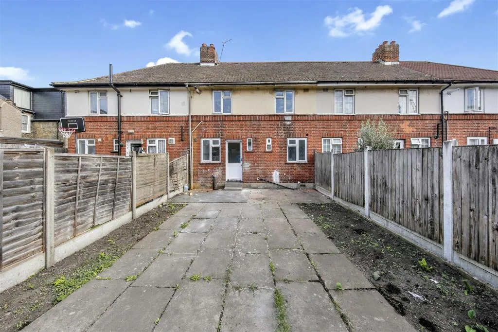 3 bedroom terraced house for rent