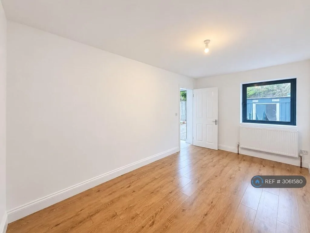 1 bedroom bungalow for rent