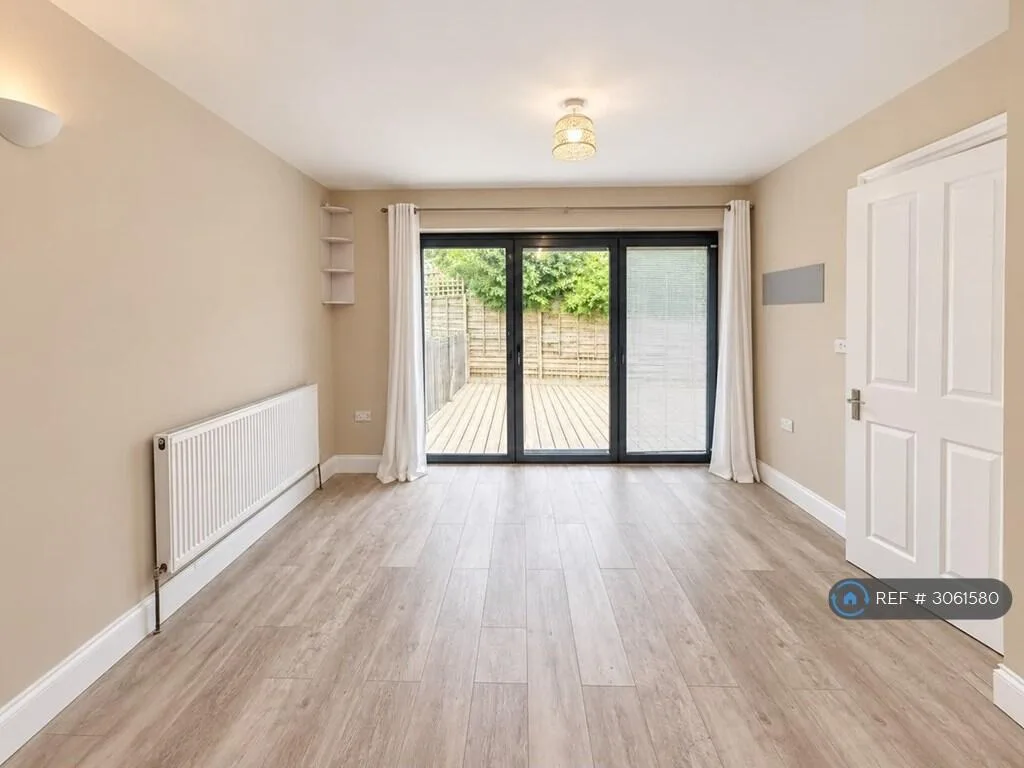 1 bedroom bungalow for rent